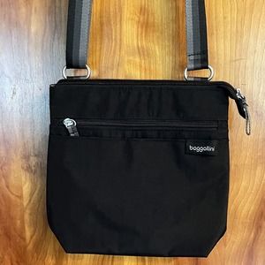Baggalini Shoulder Crossbody Bag Black 10 inches